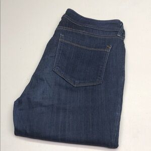 LIKE NEW NYDJ BILLIE MINI BOOTCUT JEANS 8/29x36 ⭐️